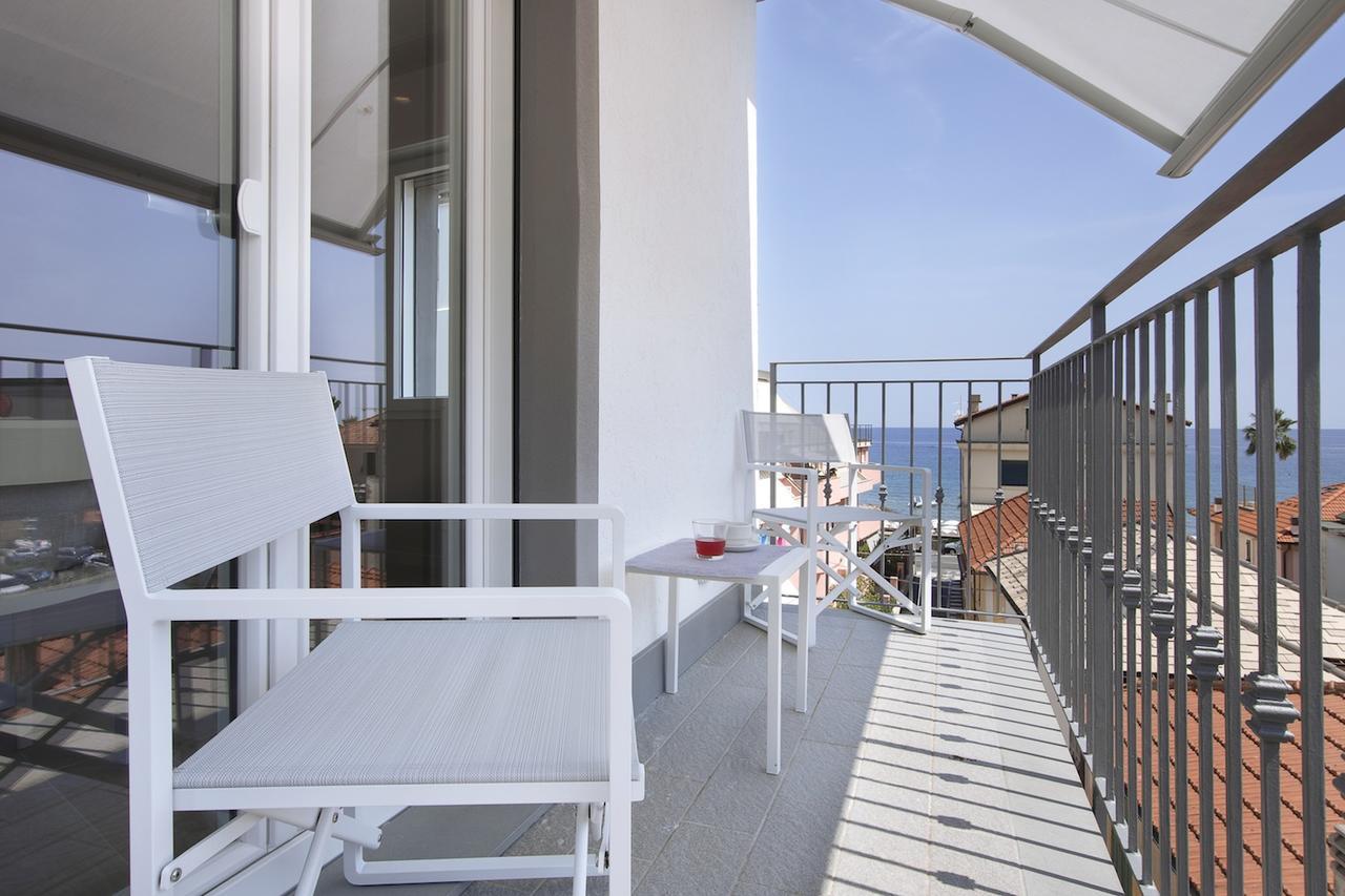 Residence Dolcemare Laigueglia Exterior foto